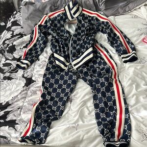 Luxury style medium used , zipper broken